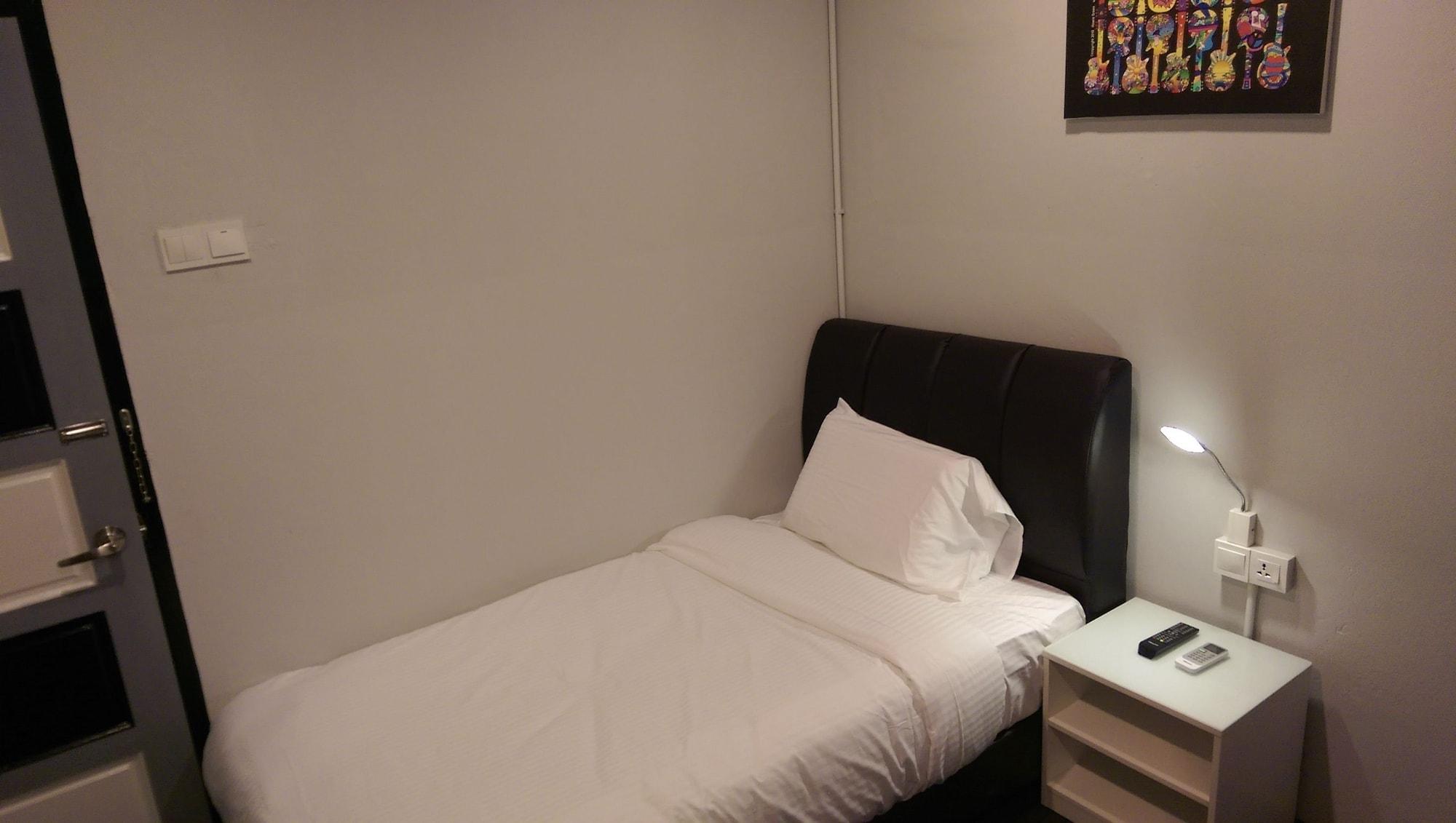Pink Cabana Hotel Джордж Таун Екстериор снимка