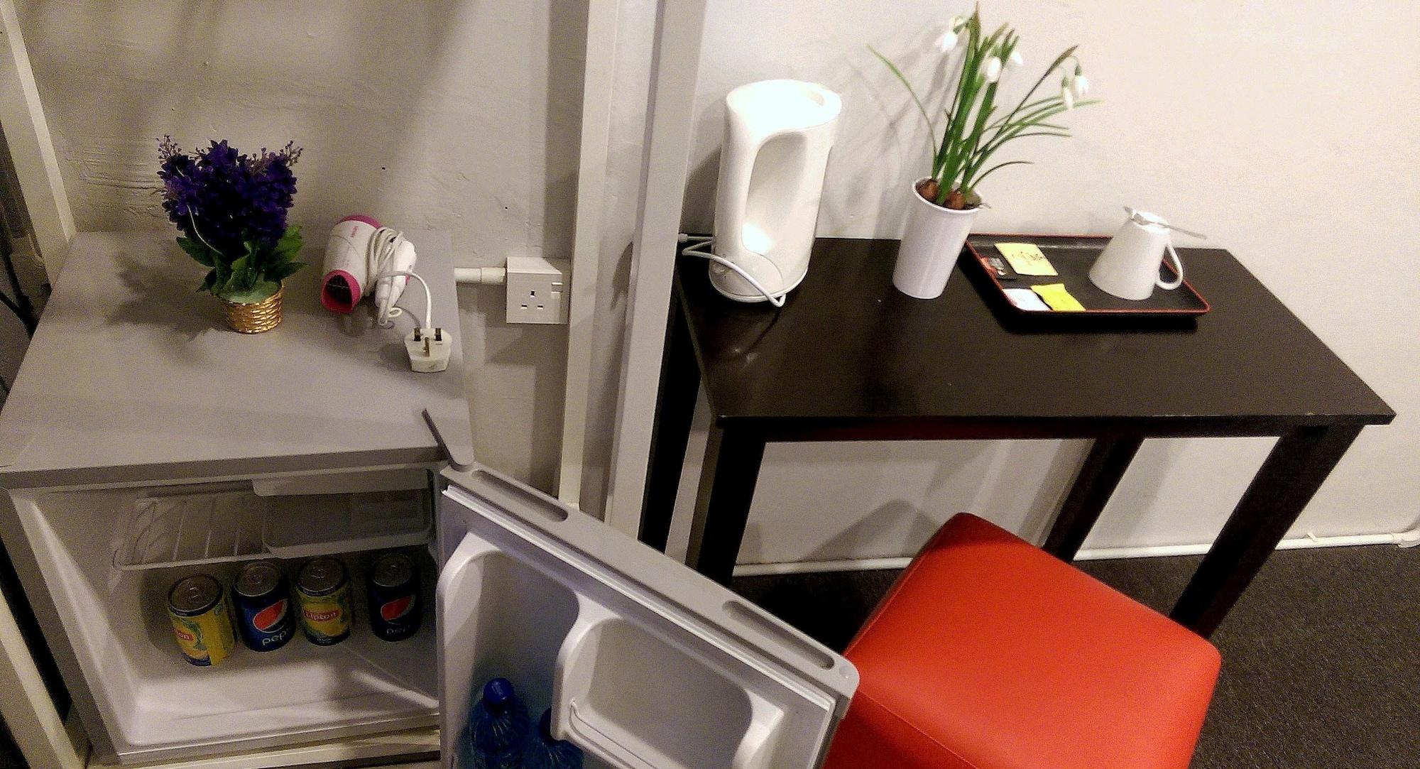 Pink Cabana Hotel Джордж Таун Екстериор снимка