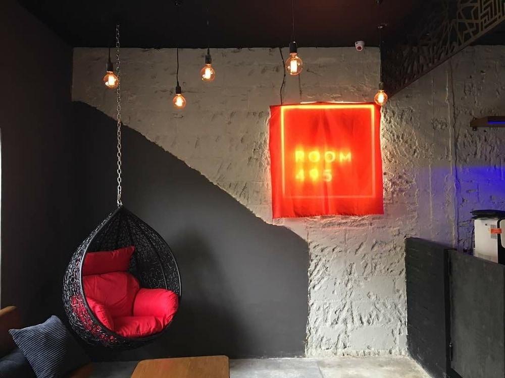 Pink Cabana Hotel Джордж Таун Екстериор снимка