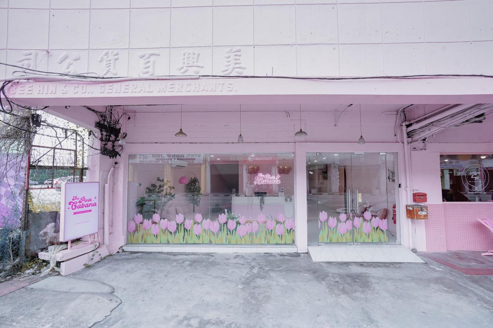 Pink Cabana Hotel Джордж Таун Екстериор снимка