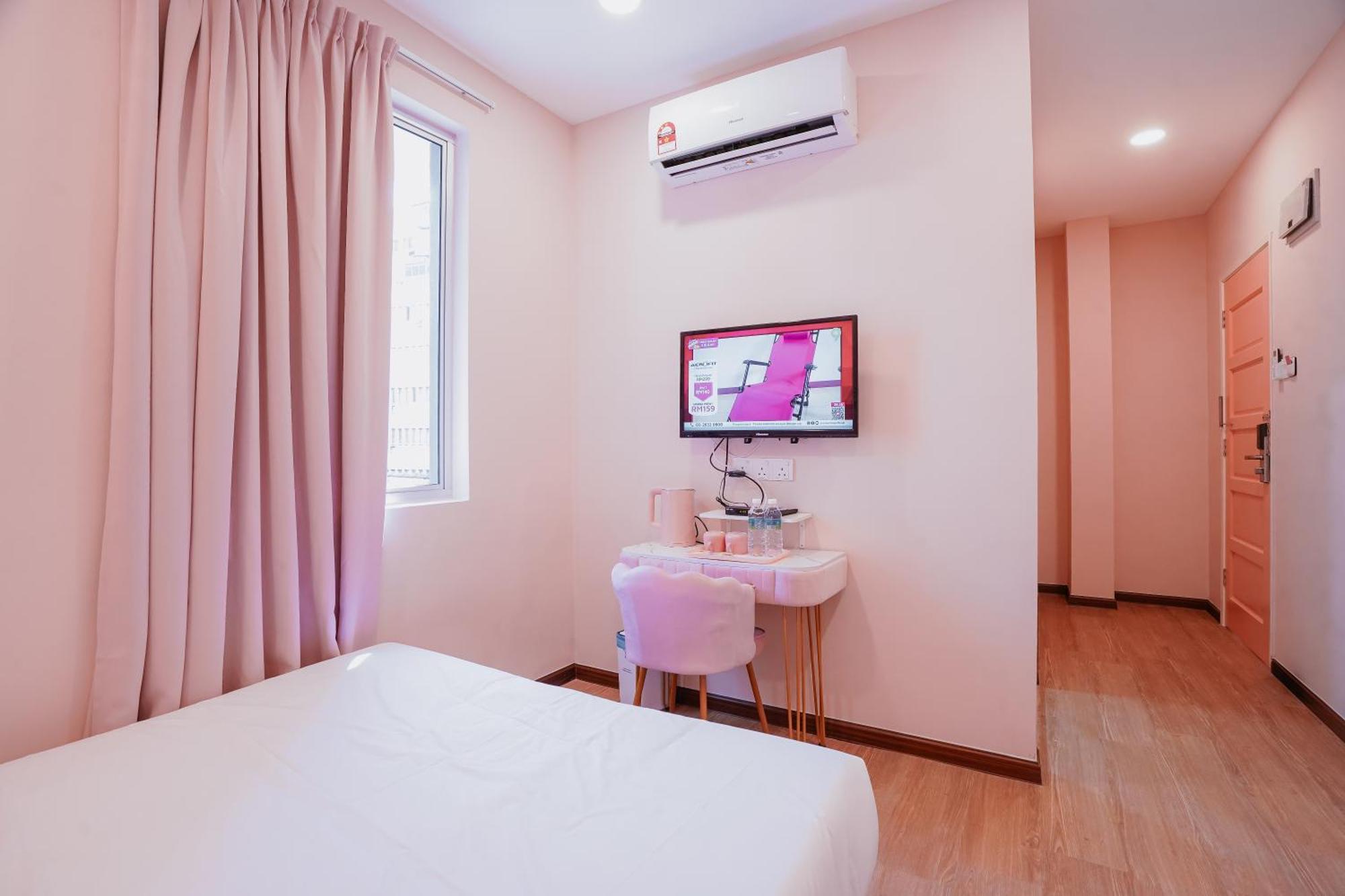 Pink Cabana Hotel Джордж Таун Екстериор снимка