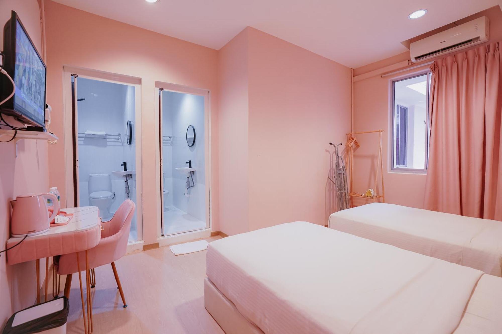 Pink Cabana Hotel Джордж Таун Екстериор снимка