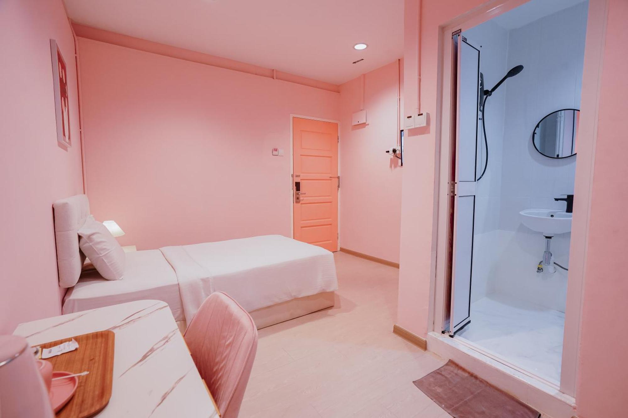 Pink Cabana Hotel Джордж Таун Екстериор снимка